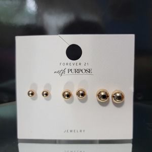 Forever 21 | Earrings | Gold Pearls | 3 Sizes | 3 Pairs